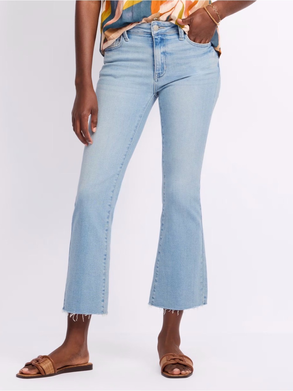 Just USA Salma Stretchy Cropped Flare Jeans